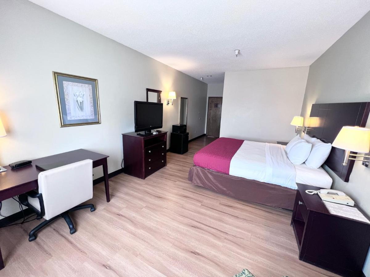 Americas Best Value Inn Wiggins Экстерьер фото