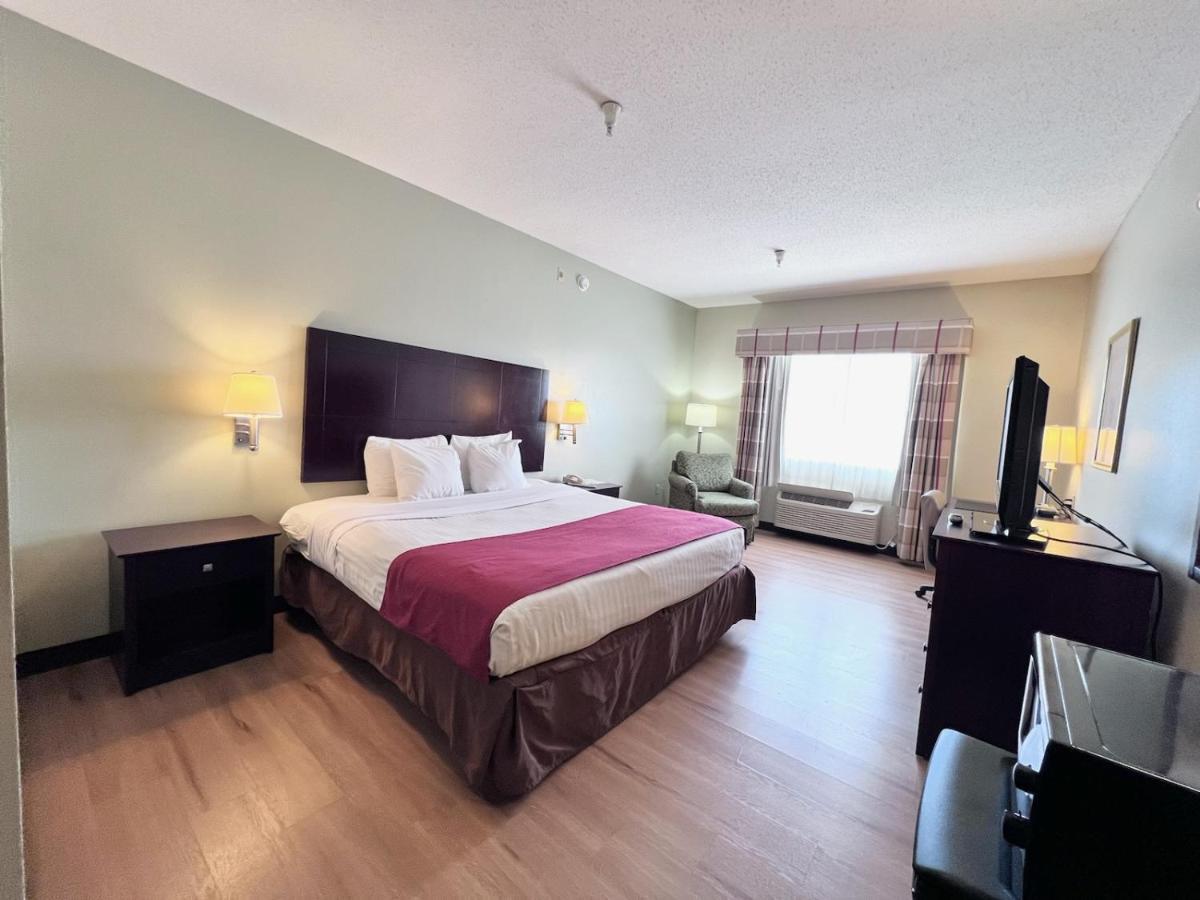 Americas Best Value Inn Wiggins Экстерьер фото