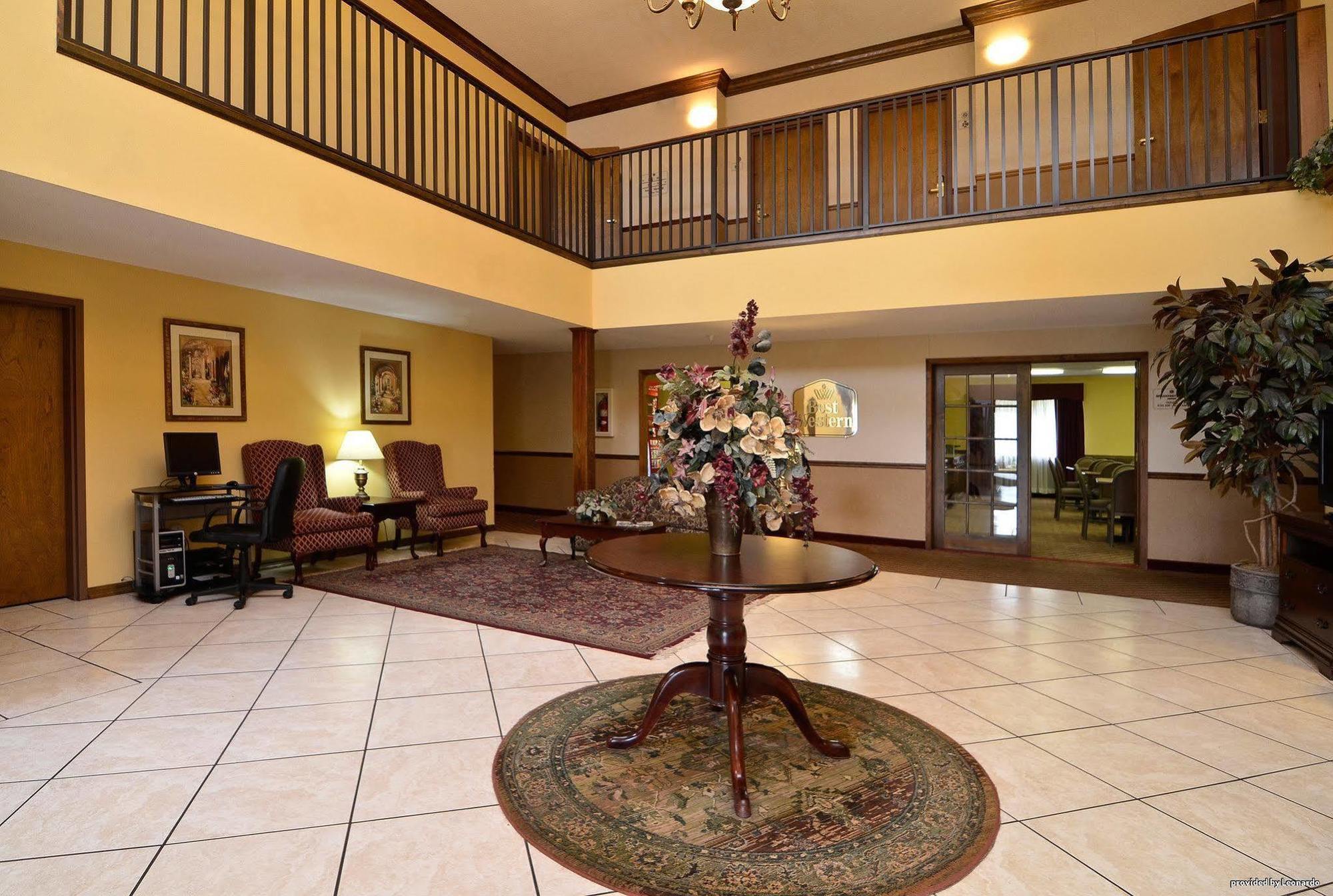 Americas Best Value Inn Wiggins Интерьер фото