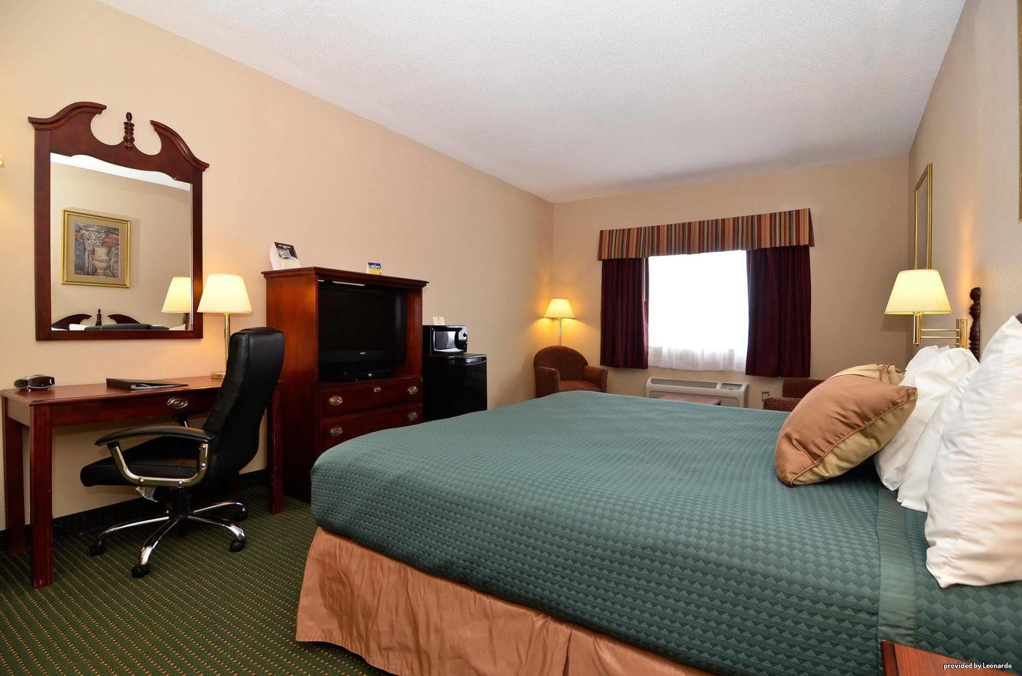 Americas Best Value Inn Wiggins Номер фото